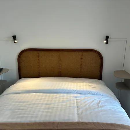 Hotel De Provence 3*