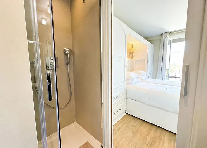 De Provence Szálloda 3*