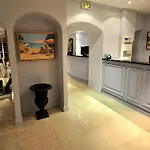 De Provence Hotel