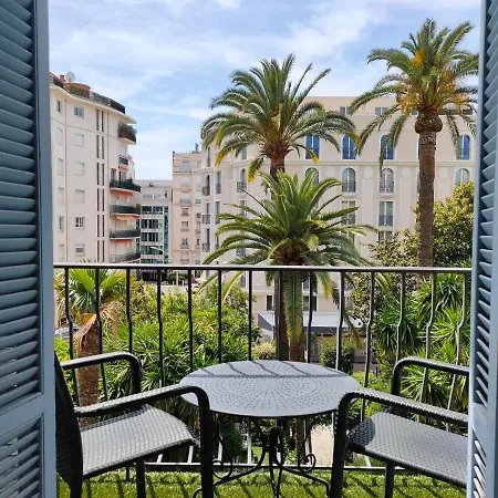De Provence 3*