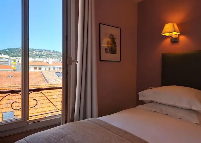 De Provence 3*