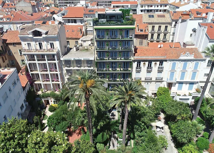 De Provence Hotel