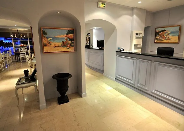 De Provence Hotel