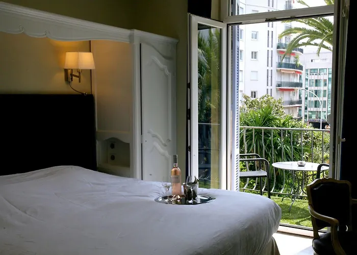 普罗旺斯酒店 戛纳