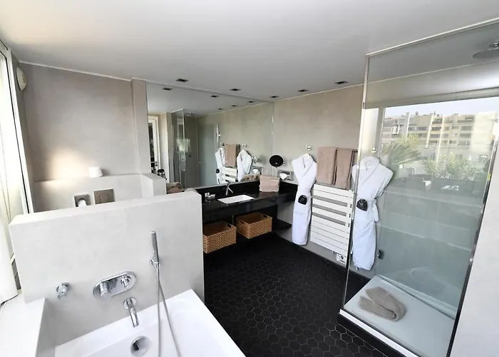 Отель De Provence 3*