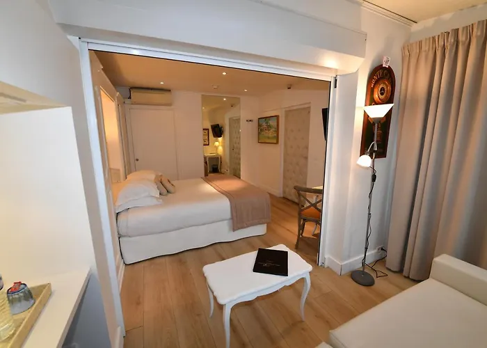 普罗旺斯酒店 3*