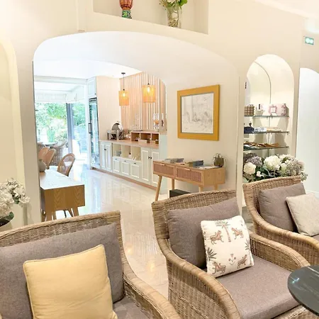 De Provence Otel Cannes