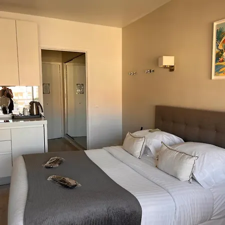 De Provence Otel Cannes