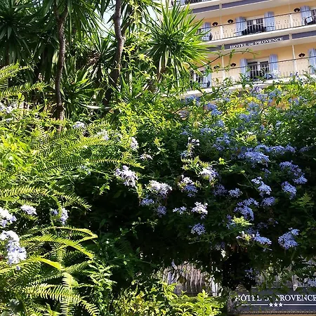 Отель De Provence 3*